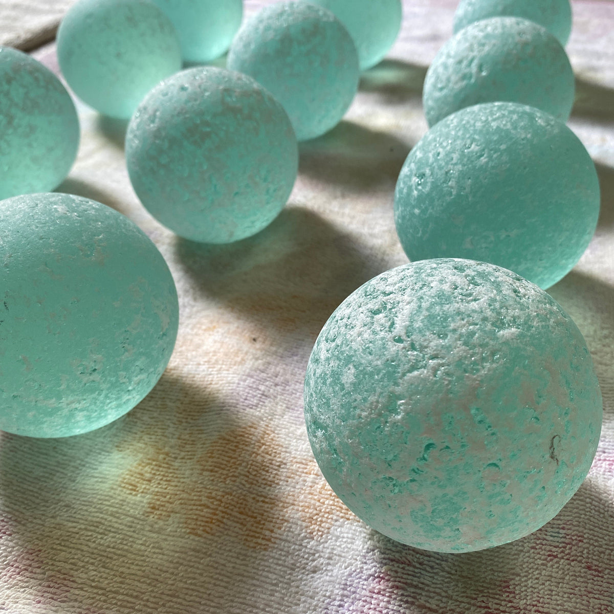 Super Frosty - LIMITED EDITION - Seaglass Ball with Stand